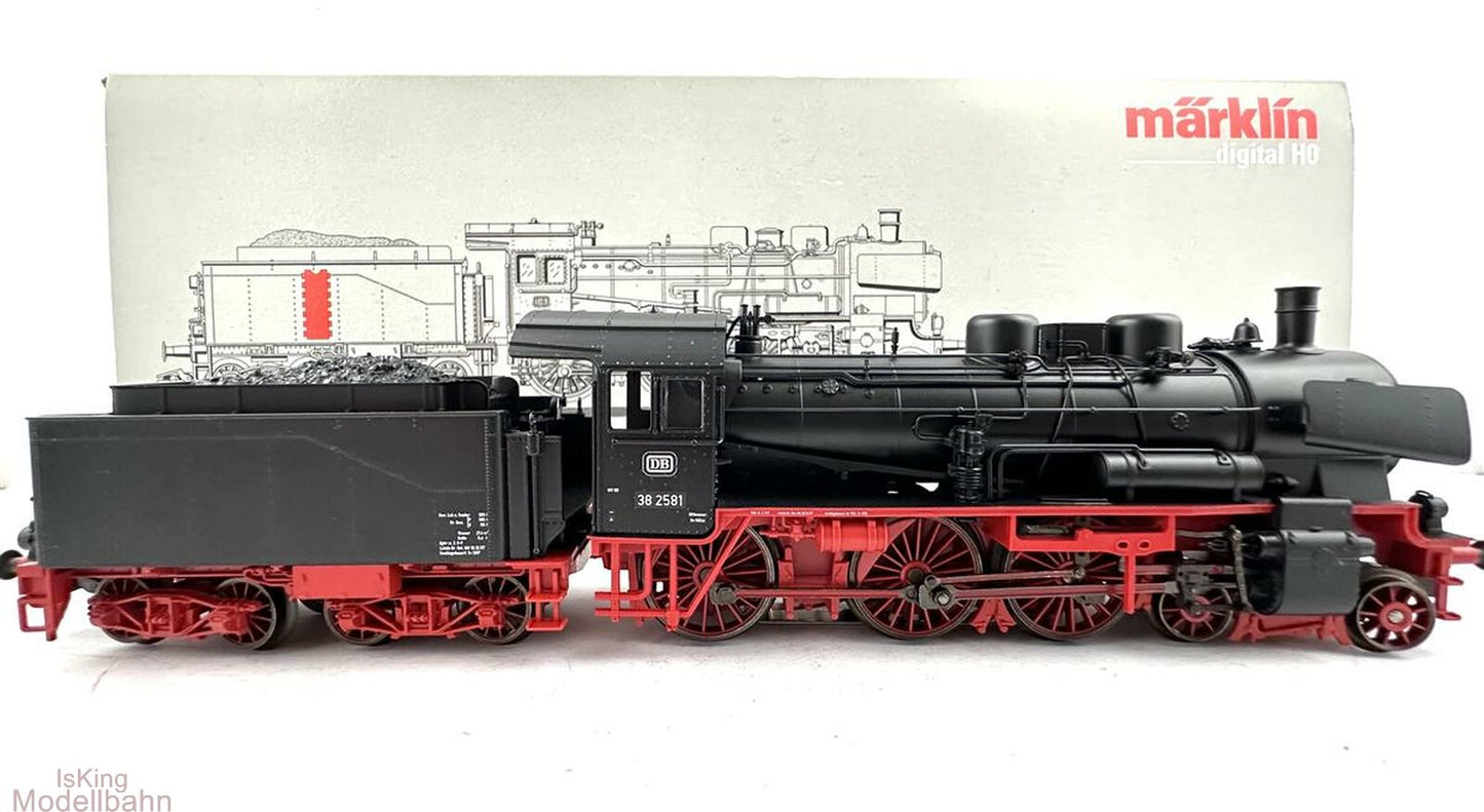 Locomotora a vapor Märklin. Cód. 37030