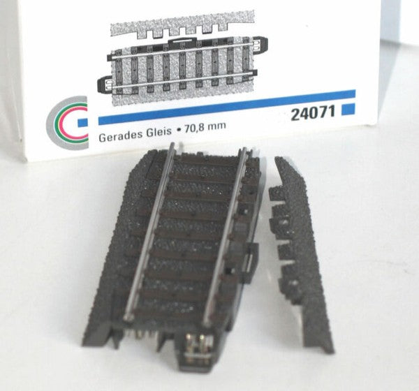Vía recta de 70,8 mm. H0 Märklin, Cód. 24071